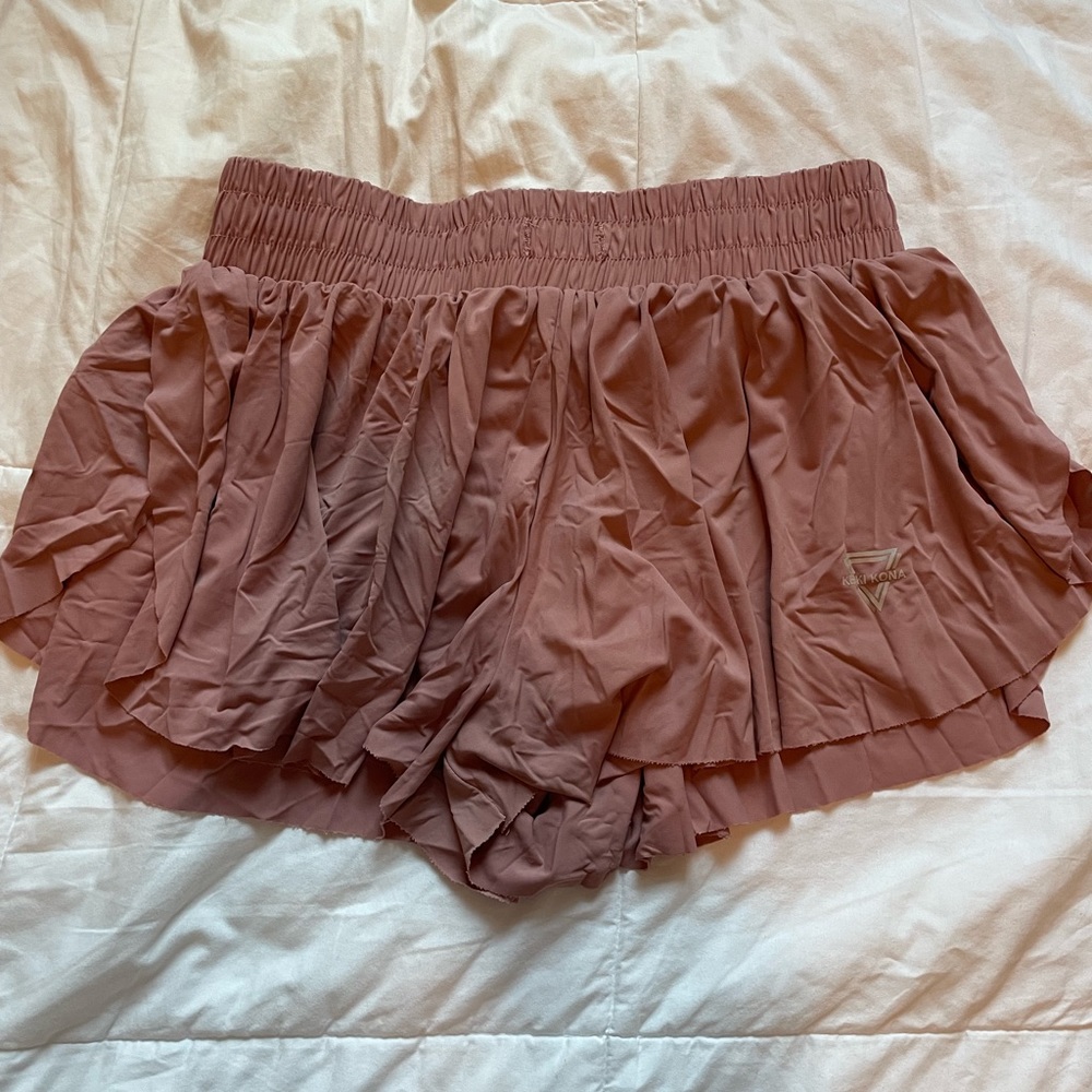 keki shorts super cute! size s